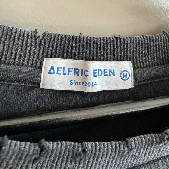 Aelfric Eden ‘Distorted Portrait Graphic’ Oversixed Tee - LIKE NEW 🔥 - Picture 3 of 6